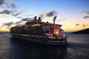 Allure_of_the_seas_night_by_Andreas_von_Oettingen