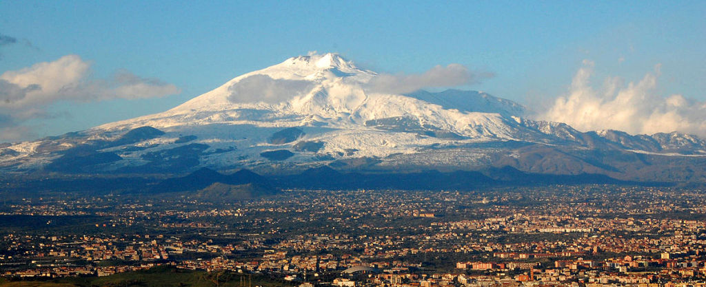 One of the things to know before going to Sicily: Mount Etna is one majestic volcano ... photo by CC user BenAveling on wikimedia