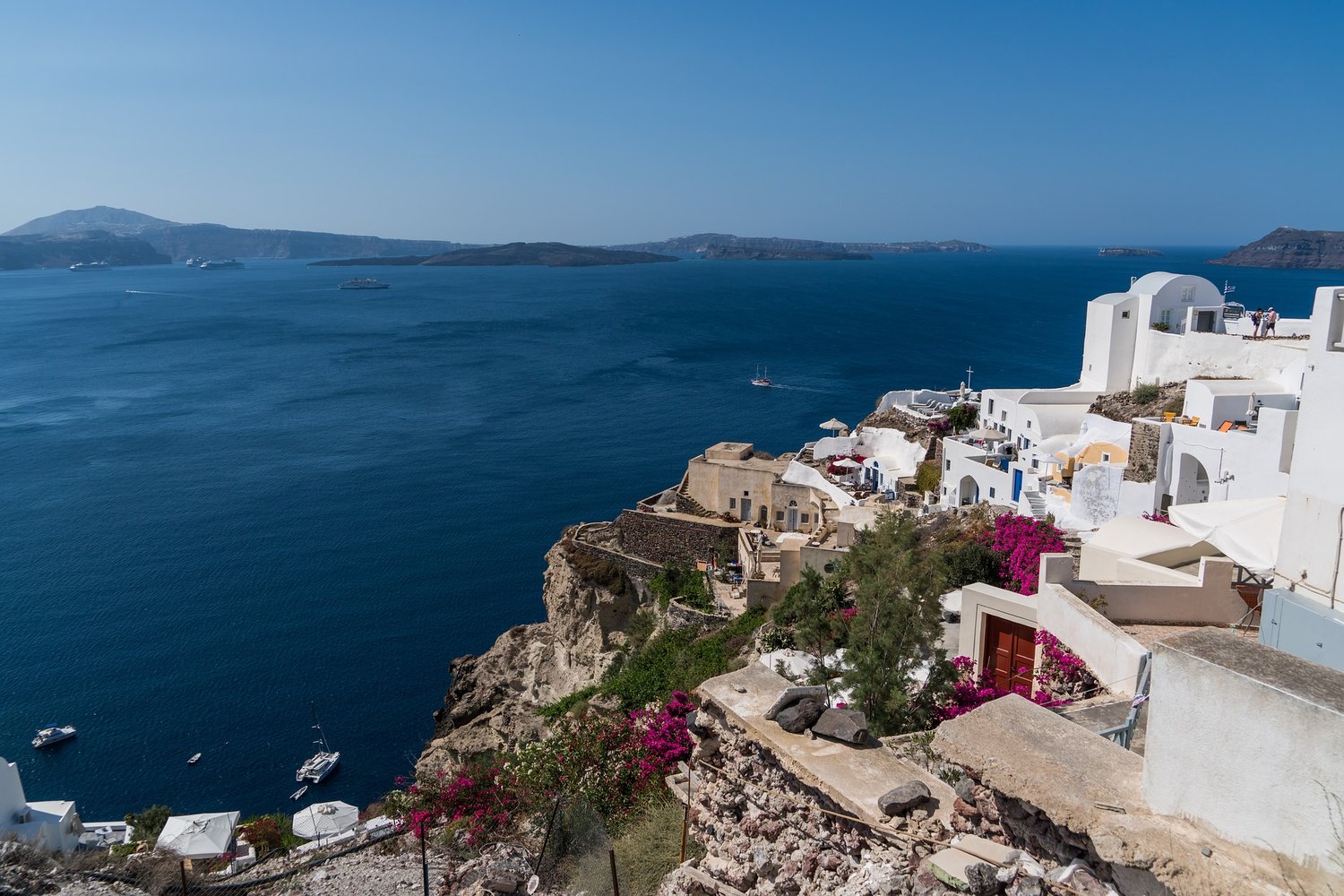How to Rent Villas on Greek Islands for Your Romantic Getaway